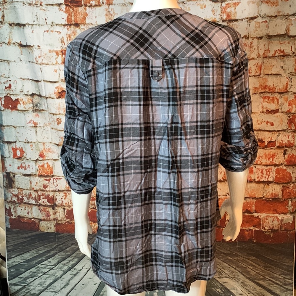 Torrid Harper Blue/Black Plaid Twill Pullover - Picture 6 of 8